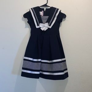 6 yr old formal dress in navy blue and white.